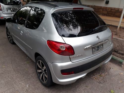 Peugeot 207 1.6 Sedan Xt Premium