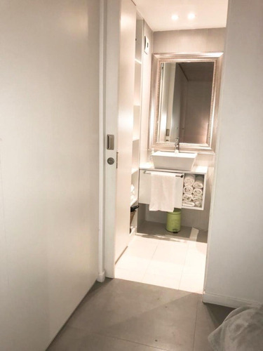 Imagen 5 de 10 de Apartamento En Venta De 2 Dormitorios C/ Cochera En Playa Mansa