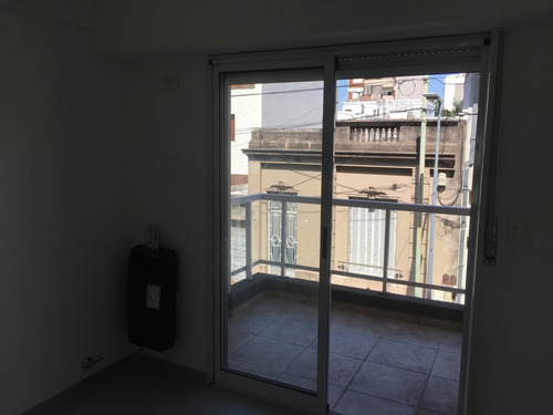 Imagen 2 de 10 de Ph En Venta En Liniers