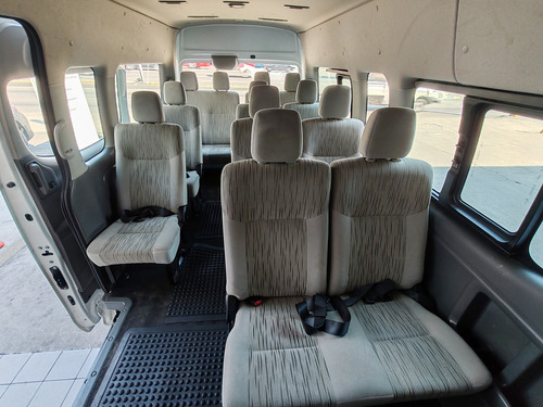 Nissan Urvan 2.5 15 Pas Amplia Aapack Seg Mt