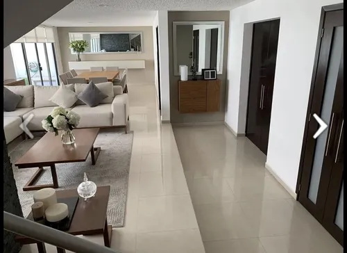 Casa En Venta En Lomas Las Águilas!!!