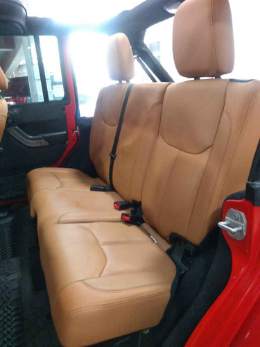 Imagen 11 de 15 de Jeep Wrangler 2018 5p Unlimited Jl Sport V6/3.6 Aut