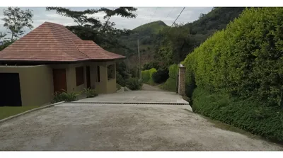 Lote y casalote en venta