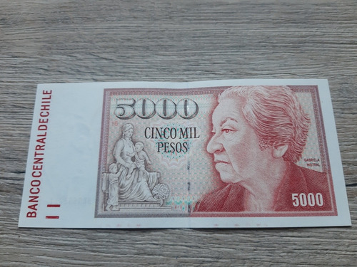 Imagen 3 de 7 de Billete 5.000 Antiguo De Papel Año 2006