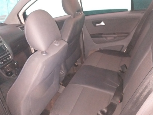 Volkswagen Suran 1.6 Highline Msi 110cv 2015 Permuto