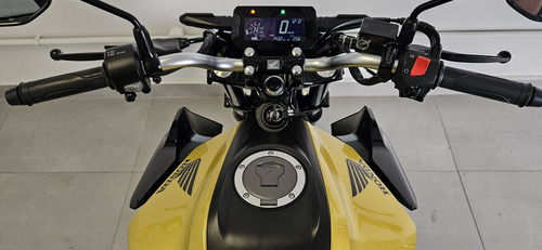Honda Cb300 F Twister Abs 2024 Dourada