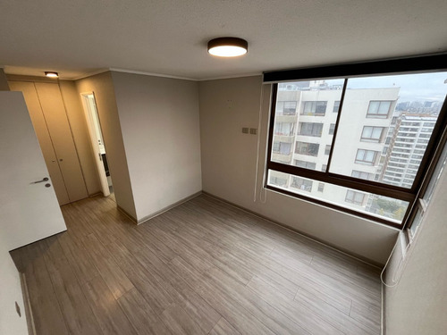 Amplio Arriendo Macul 2 Dormitorios + 2 Baños + 1e