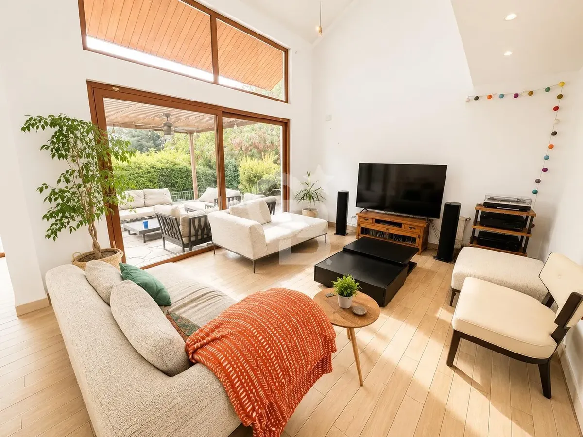 Imagen 2 de 19 de Casa La Reserva Chamisero | Piscina, Quincho Y Jardín