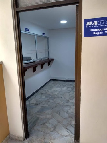 Imagen 19 de 26 de Alquilo Consultorio En El Barrio San Fernando