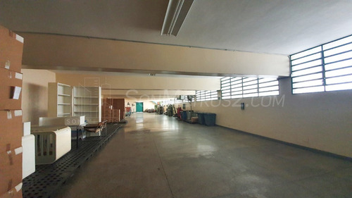 Imagen 4 de 29 de Edificio Local Comercial Deposito Oficina En Alquiler Zona Ind De La Trinidad