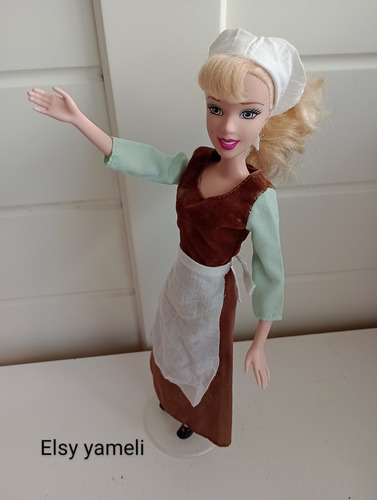 Princesa Disney Cenicienta Traje De Sirvienta (Usado)