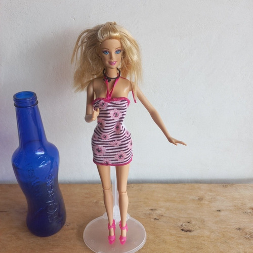 Boneca Barbie Mattel Pernas Articulada 2009