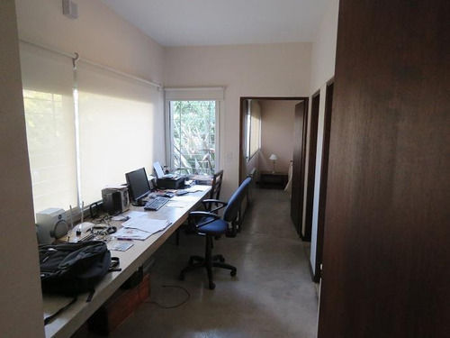 Casa De 4 Dormitorios En Venta - Pileta - Hostal Del Sol - San Eduardo - Aldea
