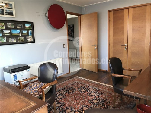 Imagen 8 de 27 de Casa En Venta En Lo Barnechea