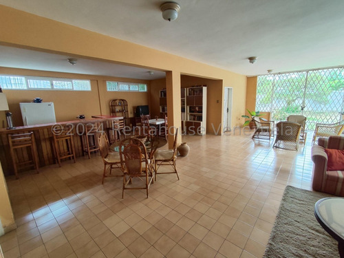 Imponente Casa En Zona Privilegiada Urb Santa Elena, Conjunto Privado Del Este Barquisimeto \\ Mehilyn Perez Tu Asesor De Confianza //