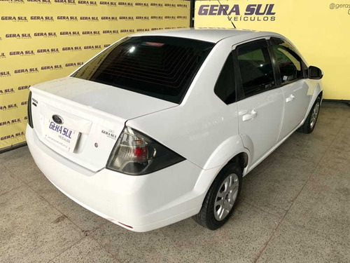 Imagem 5 de 7 de Fiesta Sedan Se 1.6 Flex 13/14 Branco