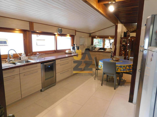 Chácara Com 7 Quartos À Venda, 6065 M² Por R$ 2.800.000 - Jardim Estância Brasil - Atibaia/sp - Ch0676
