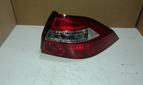 Faro Trasero Chevrolet Prisma Derecho Original Gm