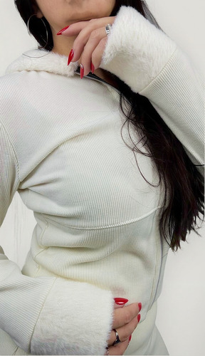 Conjunto Morley Frizado Campera + Pantalón Palazzo Peluche Crema L