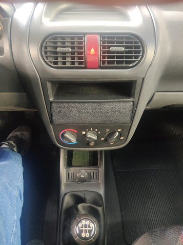 Chevrolet Corsa Sedan 1.8 Maxx Flex Power 4p