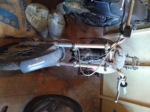 Imagem 3 de 15 de Yamaha Rd 135 Para Pista