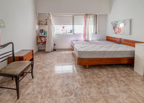 Venta Casa En Villa Santa Rita Con Patio Y Terraza