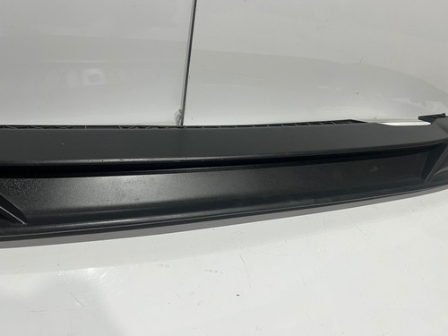 Spoiler / Grade Do Pára-choque Traseiro- Vw Polo 2018/2024 Preto Fosco (Usado)