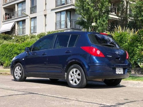 Imagen 4 de 10 de Nissan Tiida