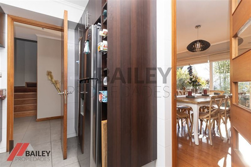 Imagen 17 de 25 de Casa En Venta De 4 Dorm. En Concón