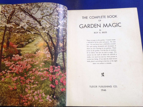 Complete Book Of Garden Magic Jardineria Flores Paisajismo