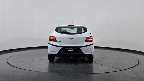 Chevrolet Onix 1.4 Lt