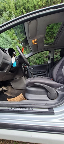 Imagen 3 de 10 de Volkswagen Crossfox 1.6 Highline 2010