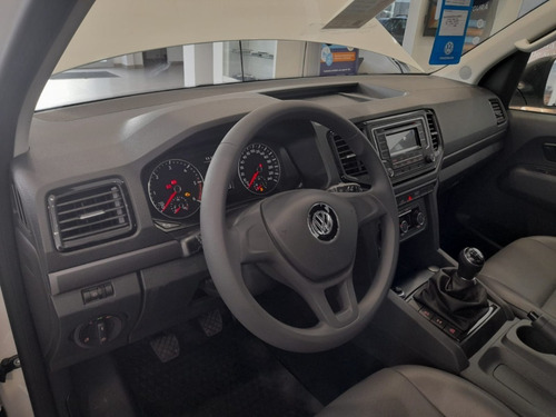 Imagen 18 de 25 de Volkswagen Amarok Trendline 140cv 4x2 Mt Stock 2023 Sb
