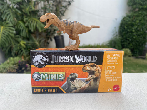 Tyrannosaurus Rex Minis Chaos Theory Jurassic World (Usado)