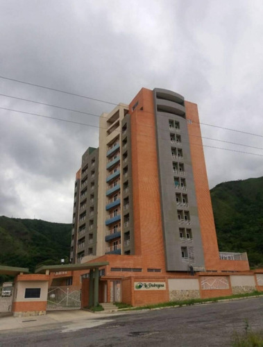 Imagen 1 de 10 de Venta De Apartamento En Mañongo Cod. 143578