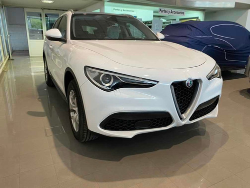 Alfa Romeo Stelvio 2.0 200cv Distinctive Q4