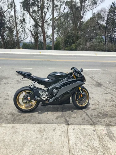 Yamaha R6r 2009