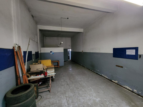 Imagen 3 de 5 de Local Comercial 43 M² S/ Avenida - Villa Luzuriaga