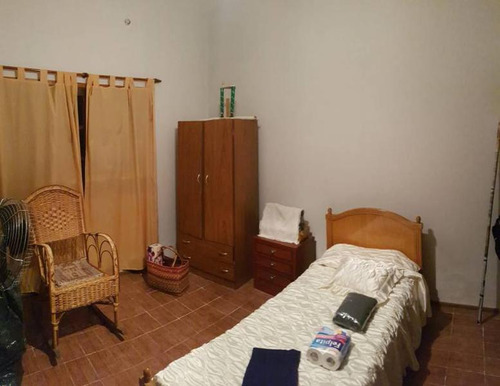Casa Tres Dormitorios Con Garage