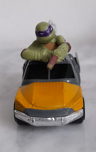 Vehículo Tortugas Ninja Donatello Playmates 2014 Donatello Amarillo (Usado)