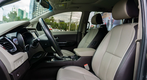 Imagen 8 de 9 de Kia Sedona Sxl 2020
