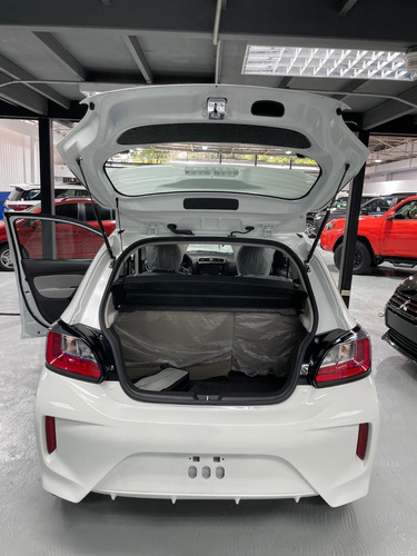 Imagen 5 de 9 de Mitsubishi Mirage 2023