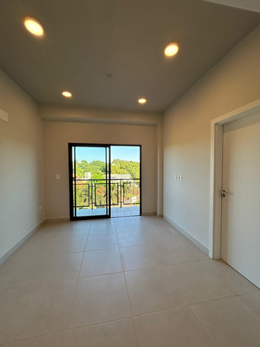 Vendo Departamento A Estrenar En El Edificio Zuba 9 De Encarnación: 2 Habitaciones Y 1 Baño