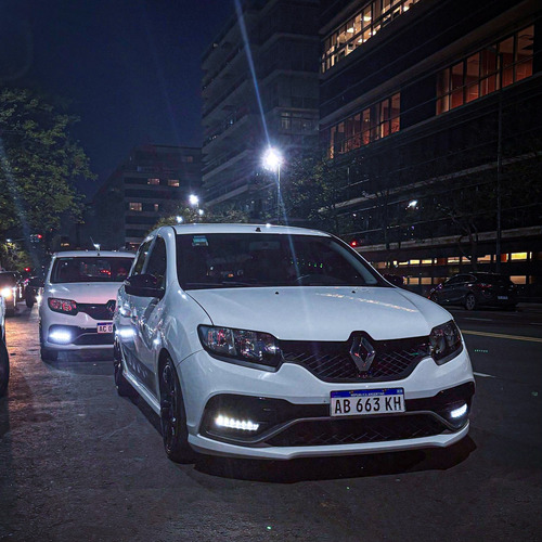 Renault Sandero 2.0 Rs 145cv