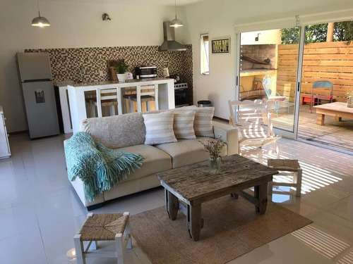 Imagen 3 de 30 de Casa En Alquiler Por Temporada De 1 Dormitorio En Balneario Buenos Aires (ref: Bpv-8415)