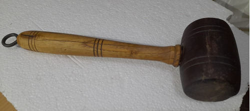 Martillo De Mazo De Madera Antiguo.