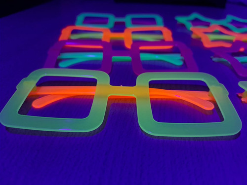 Anteojos Fluo × 5 Unidades - Cienfuegos - Diseño