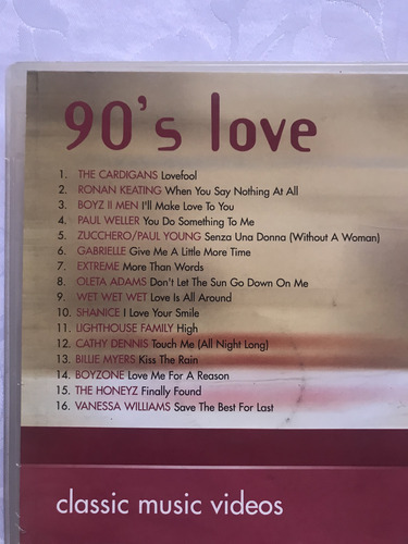 Música 90s Love Estándar (Usado)