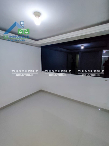 Imagen 2 de 11 de En Venta Excelente Apartamento Remodelado En La Llanada