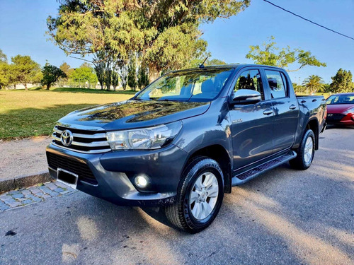 Imagen 1 de 12 de Toyota Hilux 2016 2.7 Cd Srv Vvti 4x2 - A3